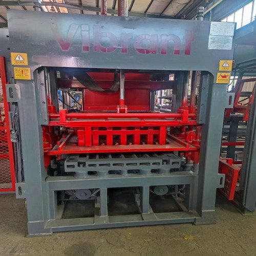 Automatic Road Block Hosting Machine QT4-15